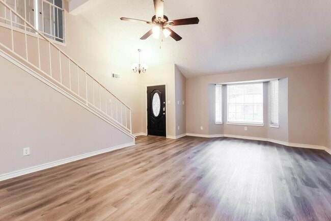 Building Photo - 18903 Pine Trace Ct