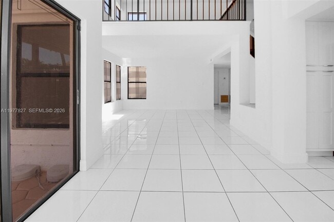 Building Photo - 10031 SW 147th Pl