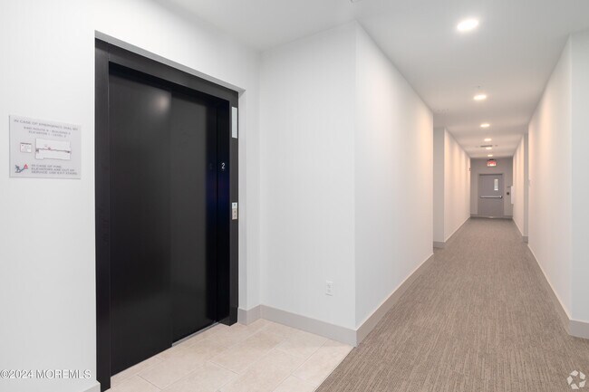 Building Photo - 2248 US-9