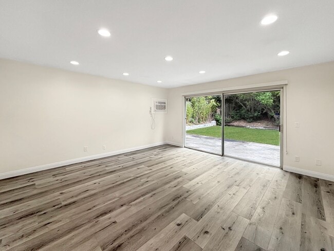 Building Photo - Upgraded 3BD/2BA House in University City ...