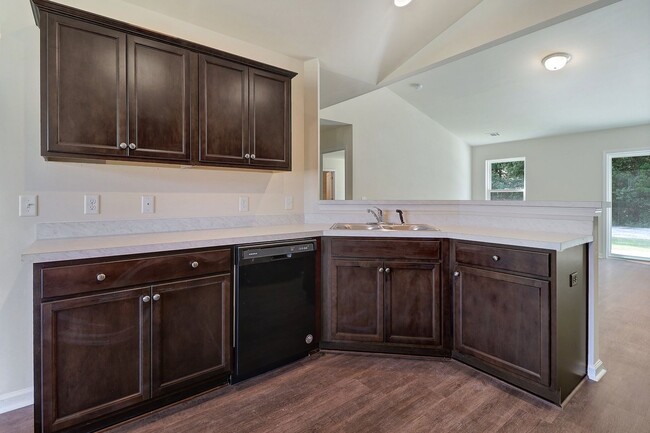 Building Photo - 604 Cade Avenue - Hartford - Statesboro