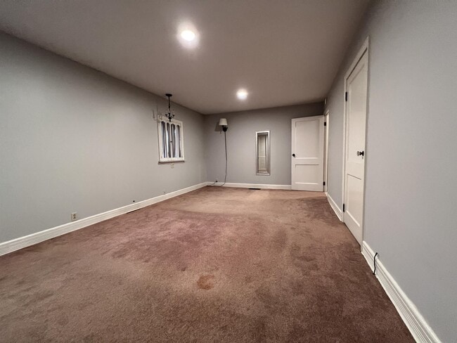 Building Photo - 3329 Collins Ferry Rd