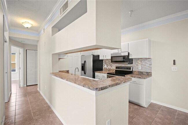 Building Photo - 11511 Villa Grand
