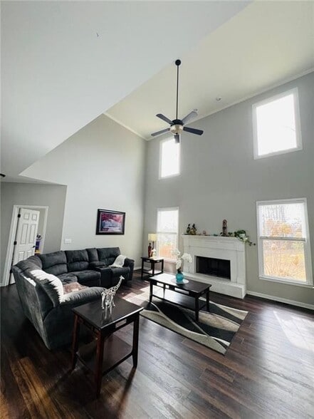 Building Photo - 7437 Fireside Ln