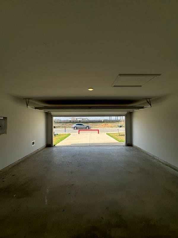 Building Photo - 11131 Hollinger Cir