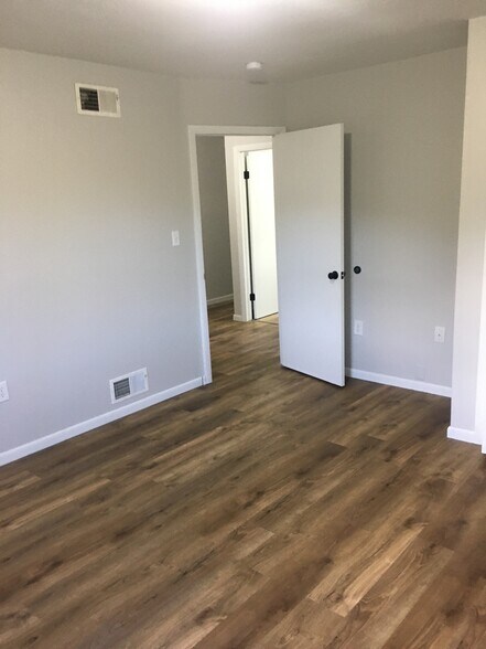 Building Photo - 788 Hazelwood Ave