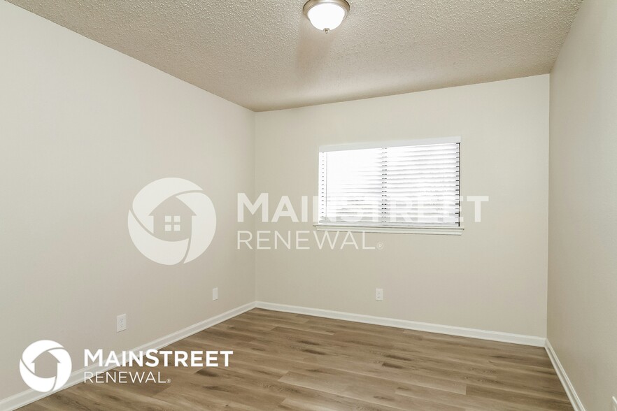 Building Photo - 8182 Cheryl Meadow Dr
