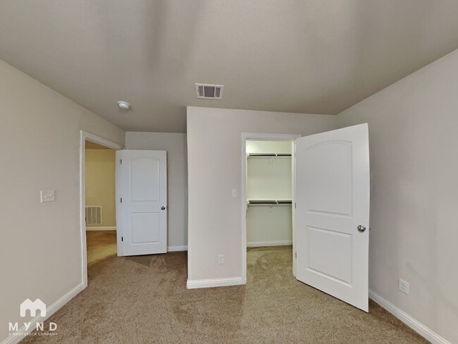 Building Photo - 779 Rolling Terrace Cir