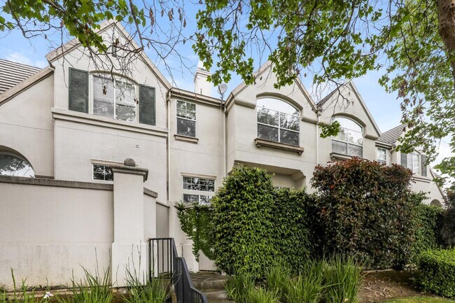 Primary Photo - 572 Blackwood Terrace