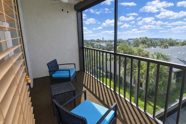 Building Photo - 1316 Pasadena Ave S