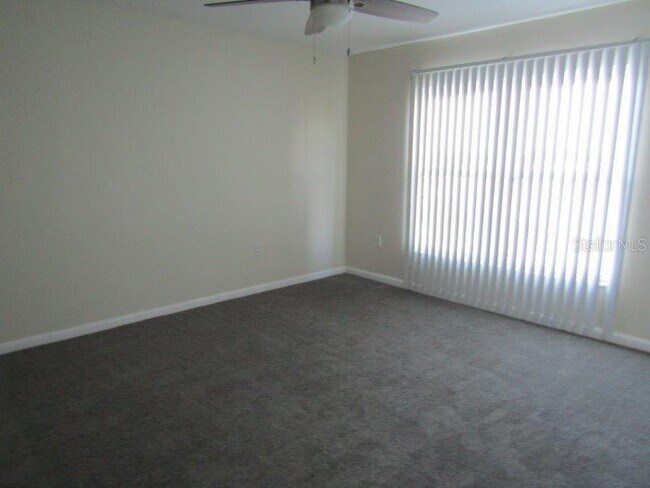 Building Photo - 4939 Floramar Terrace