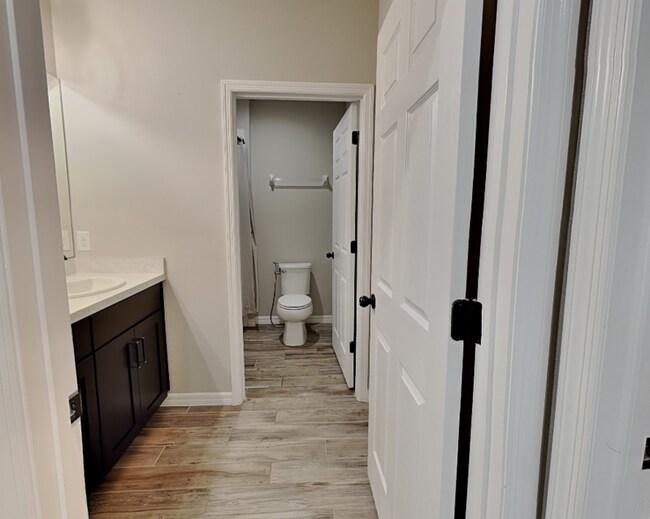 Building Photo - 1245 Celery Oaks Ln