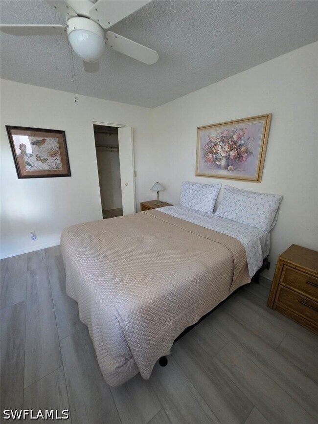Building Photo - 3655 Boca Ciega Dr