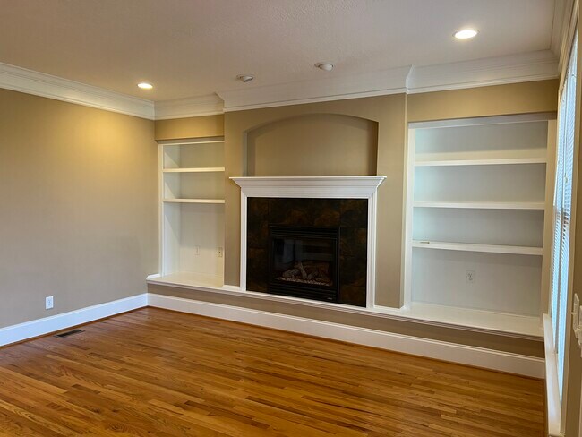 Building Photo - 1686 Turnberry Ln