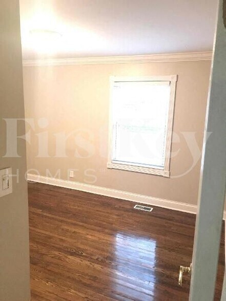 Building Photo - 302 Pocahontas Trail