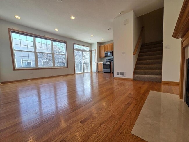 Building Photo - 15842 Frisian Ln