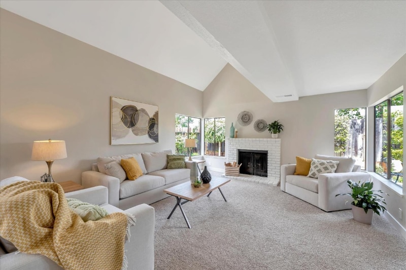 Building Photo - 1221 Bracebridge Ct