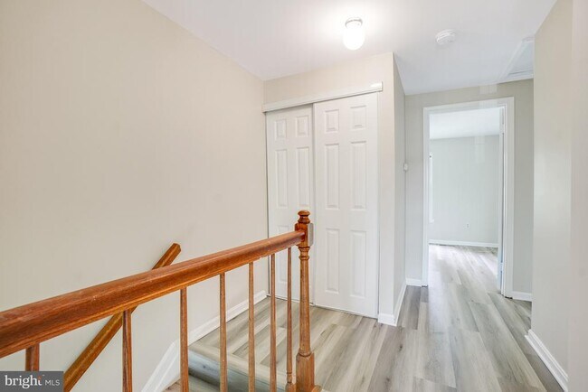 Building Photo - 3121 Benton Square Dr