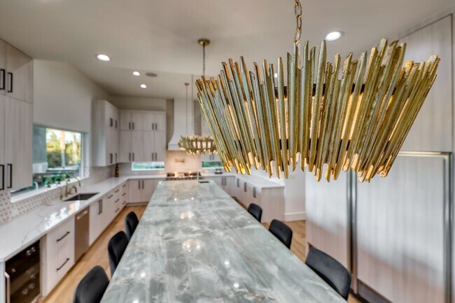 Building Photo - Stunning Green Valley, Guard Gated Community, Pool Home!