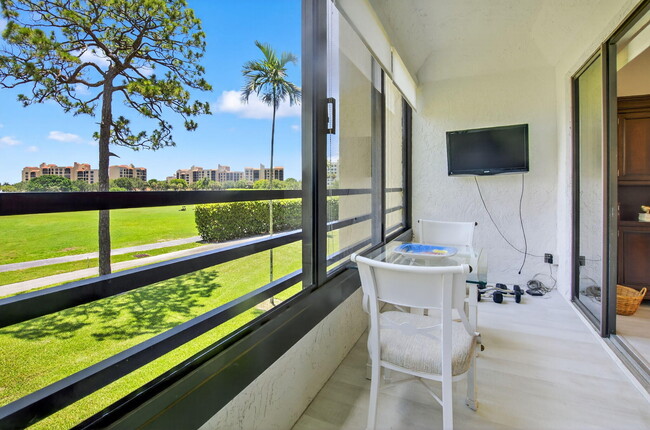 Building Photo - 7460 La Paz Blvd