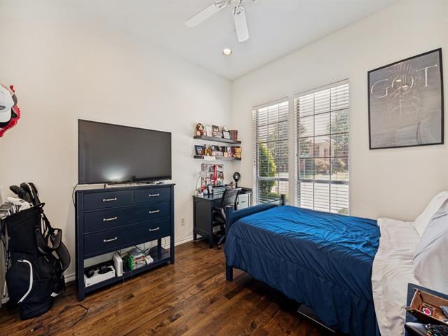 Building Photo - 6072 Thursby Ave