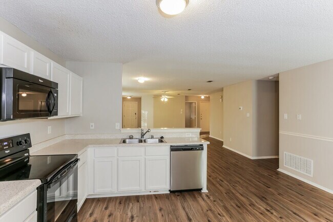 Building Photo - 918 Anvil Creek Dr