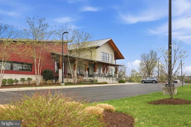 Building Photo - 20151 Northpark Dr
