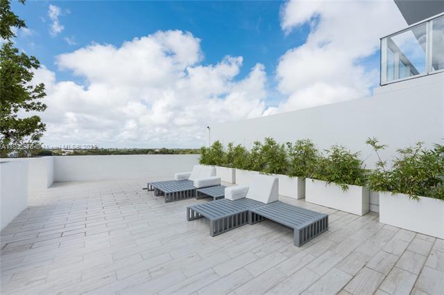 Building Photo - 4250 Biscayne Blvd