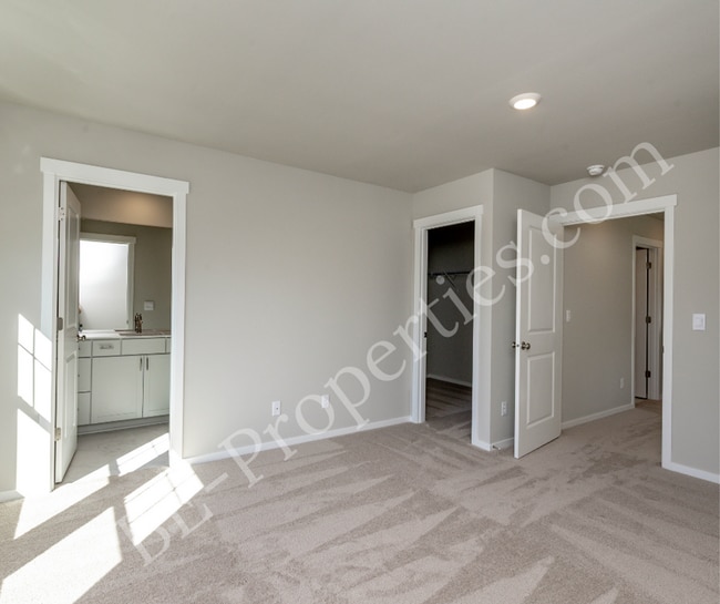 Building Photo - Tehaleh New Construction