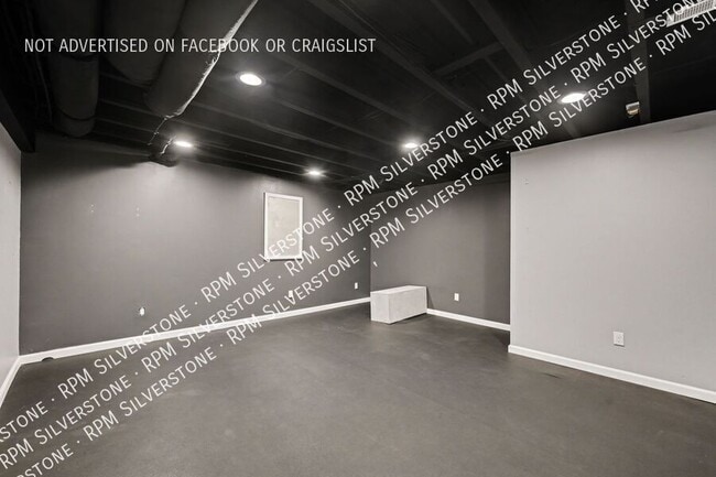 Building Photo - 1235 Ardmore-