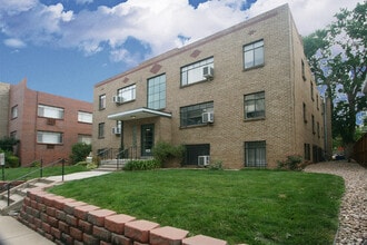 Building Photo - 1350c