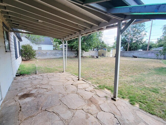 Building Photo - 2117 30th St