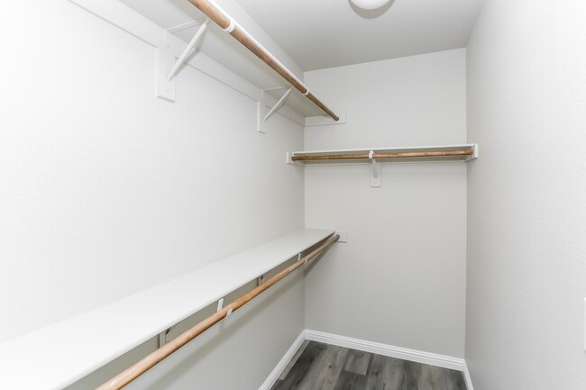 Building Photo - 7178 Steubling Glen St