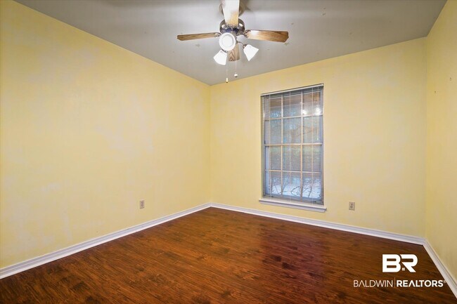 Building Photo - 7300 Cypress Ave