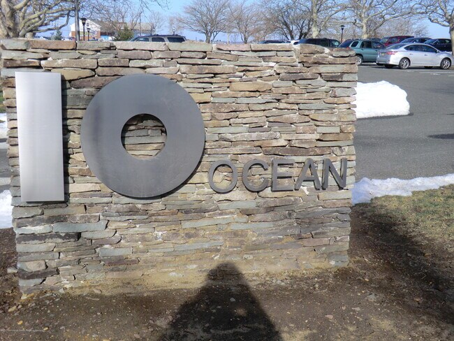 Building Photo - 10 Ocean Blvd