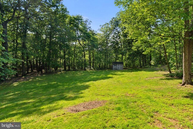 Building Photo - 39368 Longhill Ln