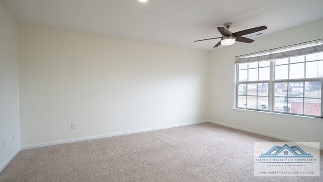 Building Photo - 102 Millbury Way