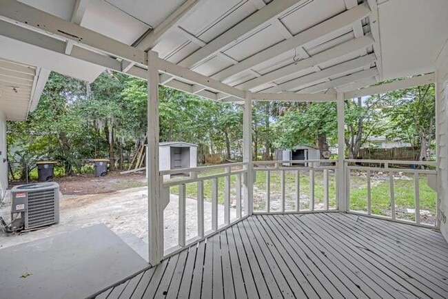 Building Photo - Renovation, MUST SEE!