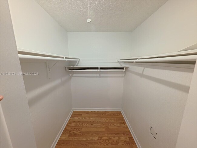 Building Photo - 5401 SW 77th Ct