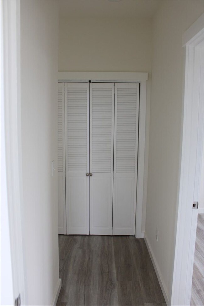 Building Photo - 2 bedroom 2 bathroom Brand  New Construction