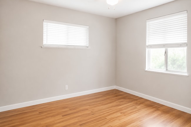 Building Photo - Denver Home Near Observatory Park, DU & Cherry Creek, Cozy Fireplace, & Finished Basement!