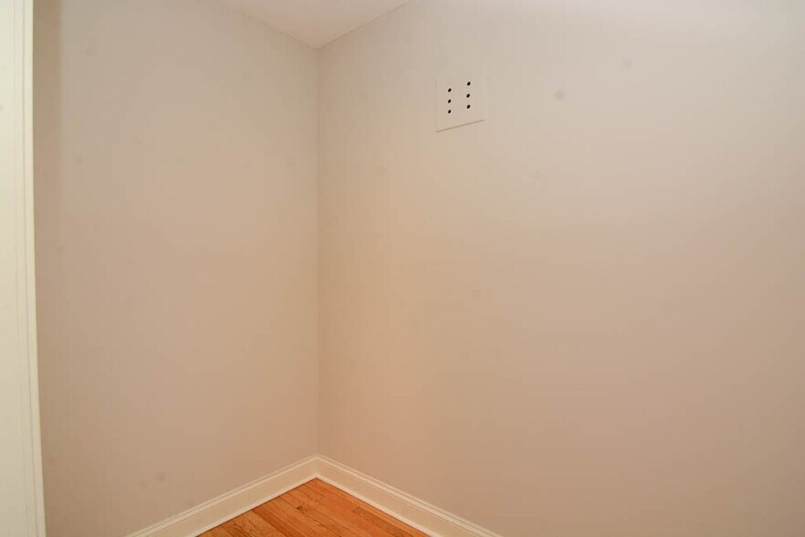 Building Photo - 2328.5 N Rockwell St
