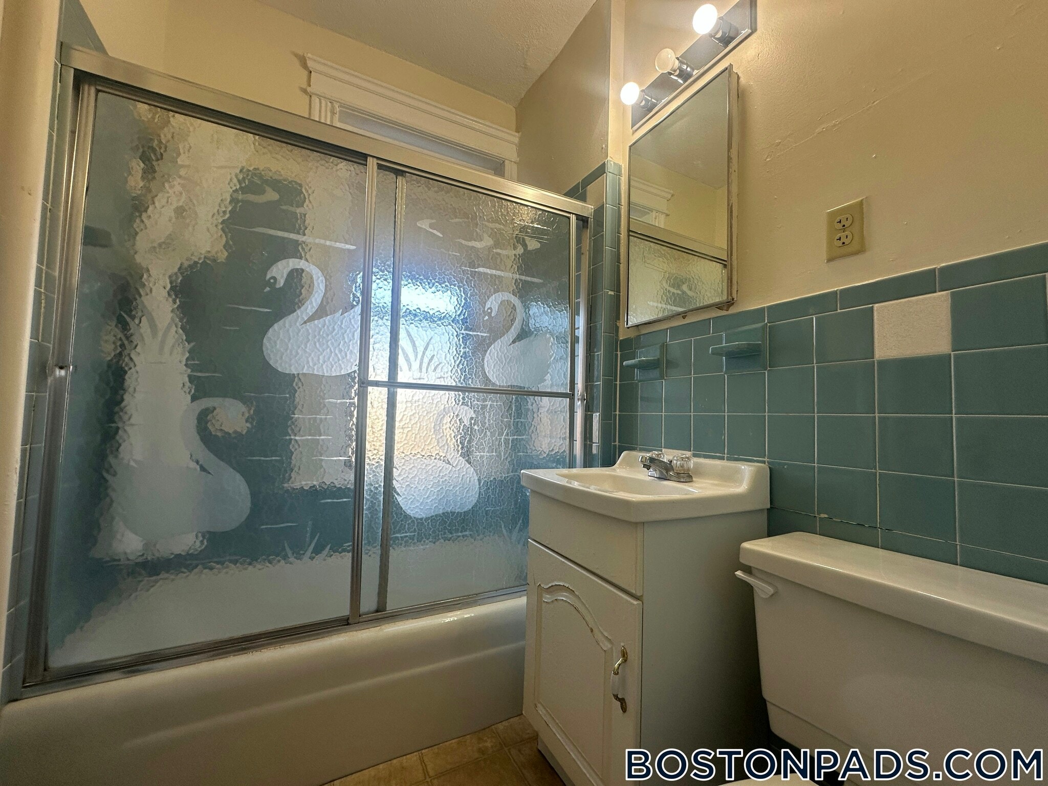 Building Photo - 1152 Commonwealth Ave