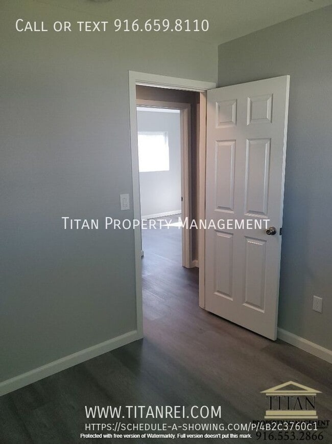 Building Photo - 7800 50th Ave