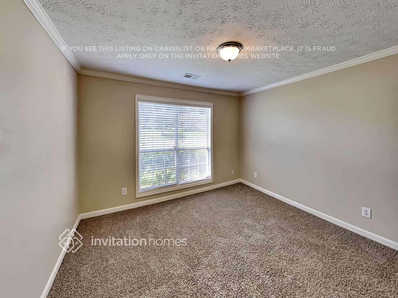 Building Photo - 590 Lendl Ln