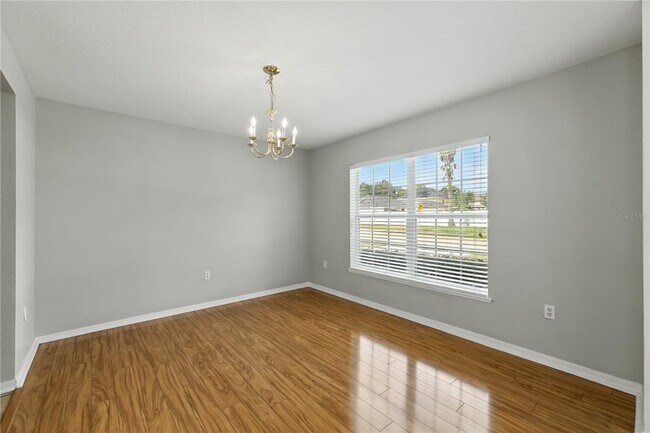 Building Photo - 3223 SW 41st Ave