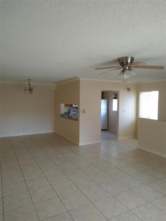 Building Photo - 115 Gardens Dr