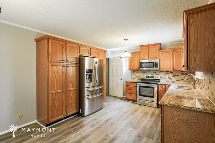 Building Photo - 127 Evergreen Cir