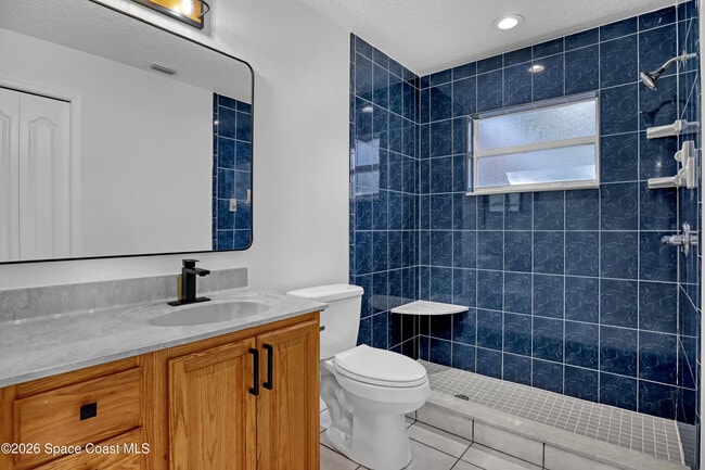 Building Photo - 4165 Eola Ave