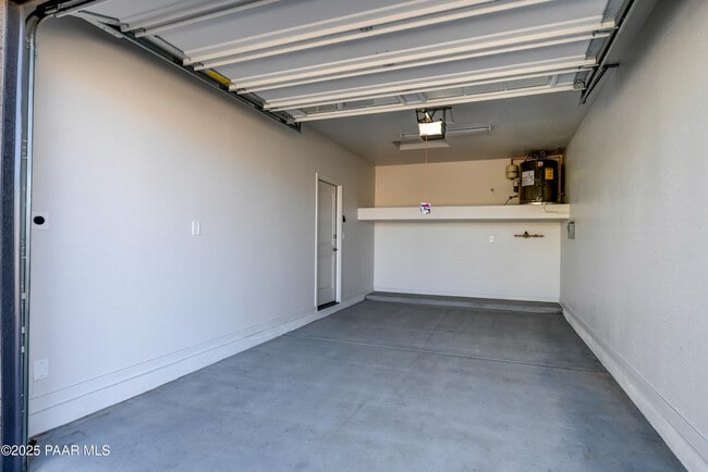 Building Photo - 175 N Village Way